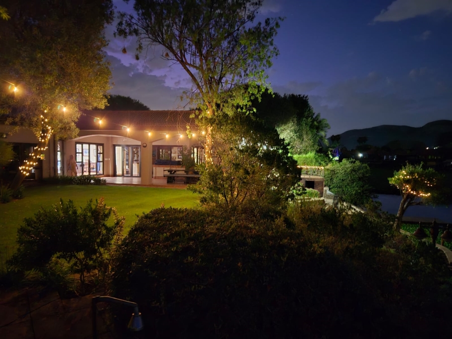 6 Bedroom Property for Sale in Pecanwood Estate North West